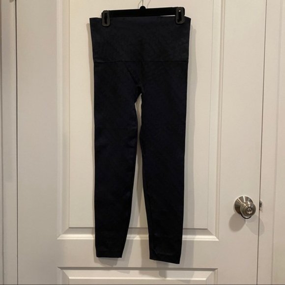 Spanx Seamless Leggings - Picture 5 of 5